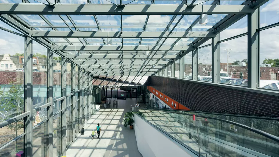 EK3 Shopping center